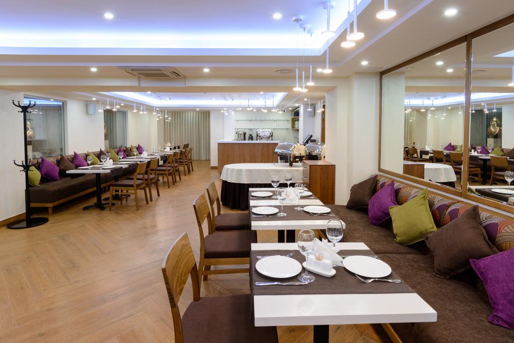 Apart Hotel 92/2 คารากันดี ภายนอก รูปภาพ